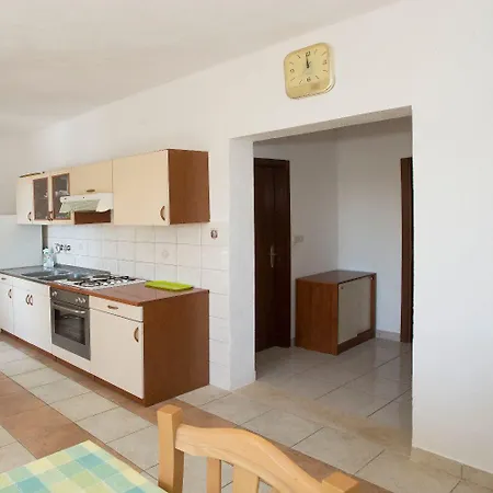 Ana Apartment